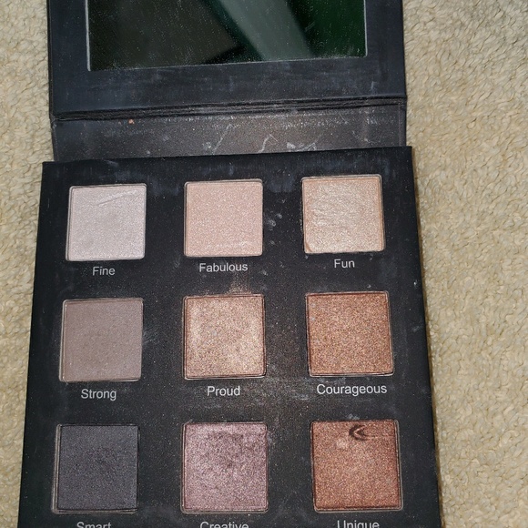 Make up - Picture 2 of 2